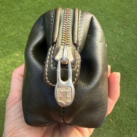 CELINE. Cosmetic pouch - Picture 8 of 16